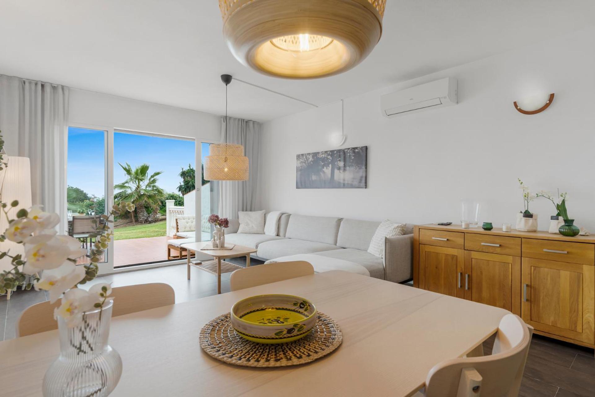 Charming Seaview Apartment With Pool In La Cala By Costarentals - Ref 49 Ла-Кала-де-Михас Экстерьер фото