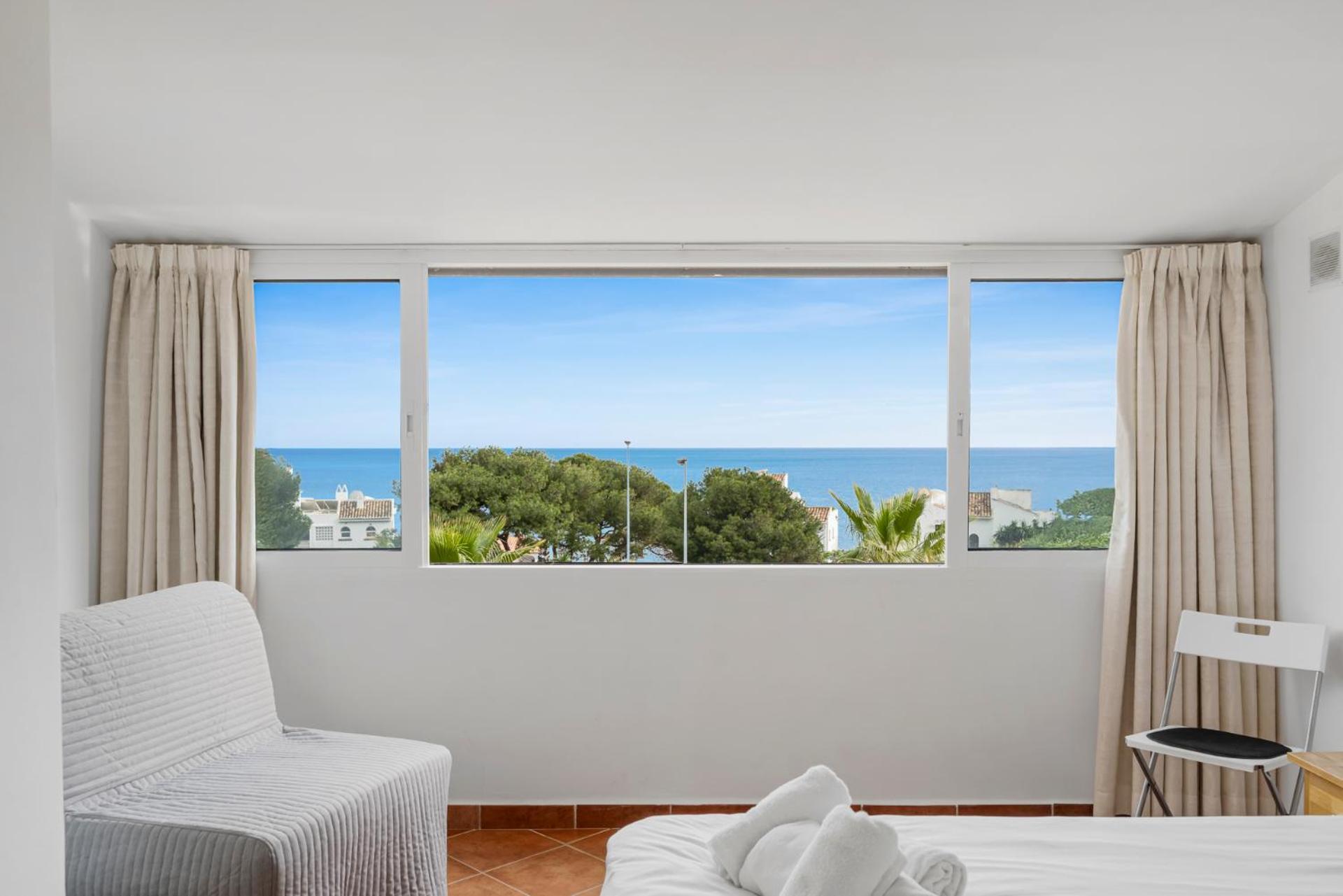 Charming Seaview Apartment With Pool In La Cala By Costarentals - Ref 49 Ла-Кала-де-Михас Экстерьер фото